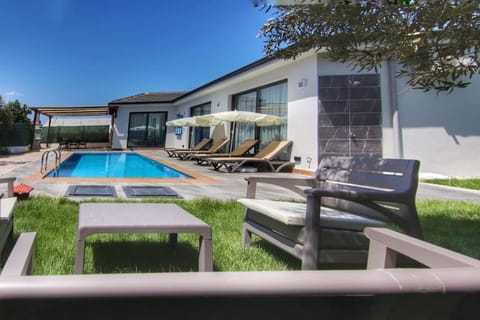 Patio, Pool view, Swimming pool, sunbed