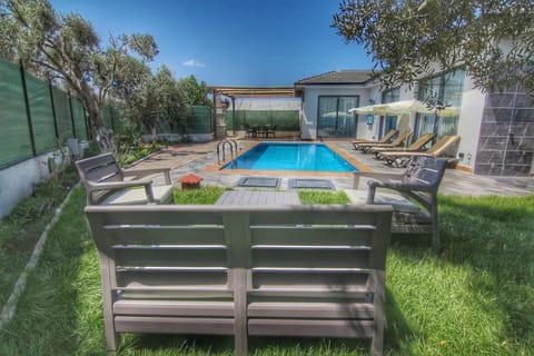 Garden, Garden view, Pool view