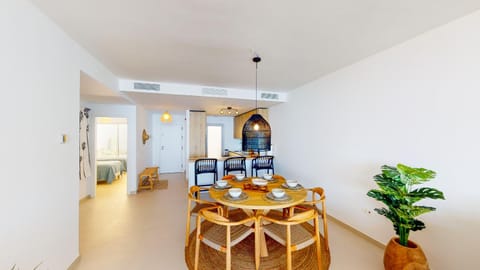 Stupa Hills IV F33G - Superb Sea View Apartment Condo in Benalmadena