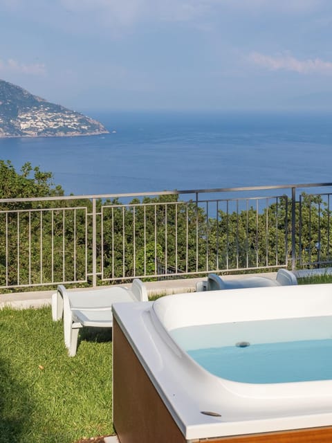 Hot Tub, Hot Tub, Balcony/Terrace, Sea view