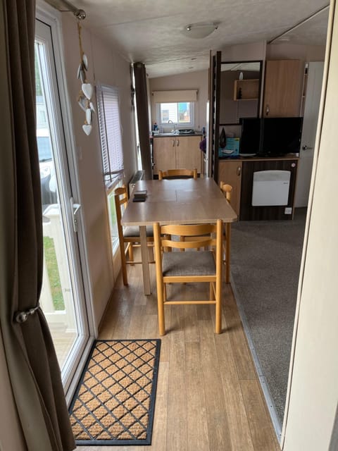 8 Berth Caravan Campground/ 
RV Resort in Tendring District