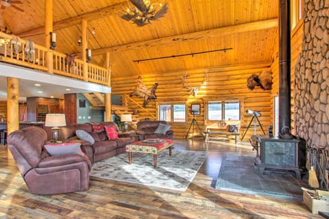 Stunning Mountain-View Ranch on 132 Acres! Haus in Anaconda