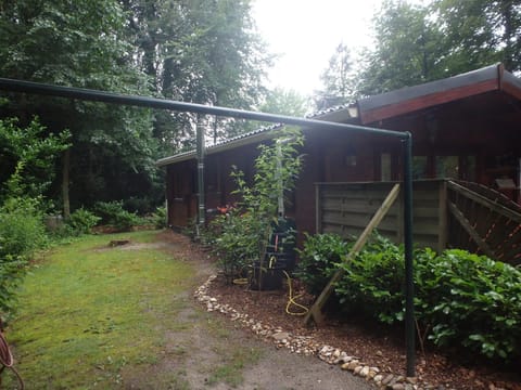 Huis H8 Campground/ 
RV Resort in Epe