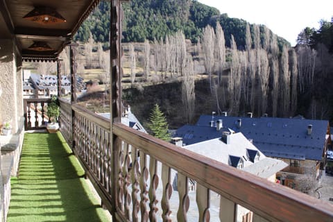 El Balcón del Garmo House in Sallent de Gállego