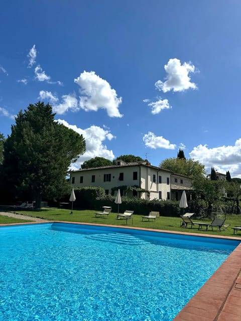 Property building, Day, Garden, View (from property/room), Garden view, Garden view, Swimming pool