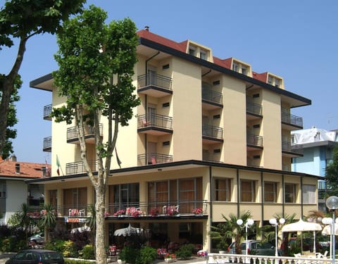 Hotel Devon Rooms & Breakfast Hôtel in Cesenatico