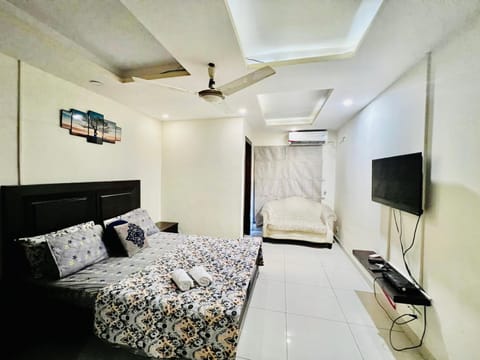 Peacefull one bedroom apartment in Bahria town Condominio in Islamabad