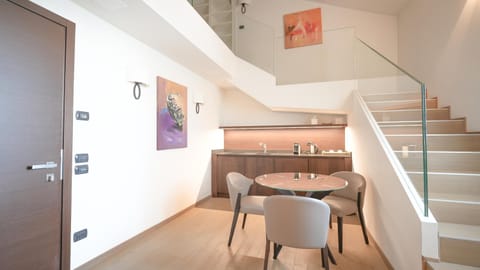 Living room, Seating area, Dining area