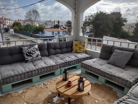 View (from property/room), Balcony/Terrace