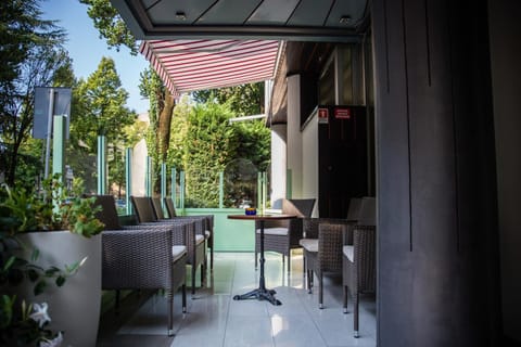 Day, Summer, Balcony/Terrace, On site