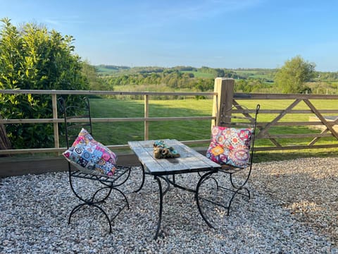 Quirky Barn Conversion Crowhurst Battle Apartment in Hastings