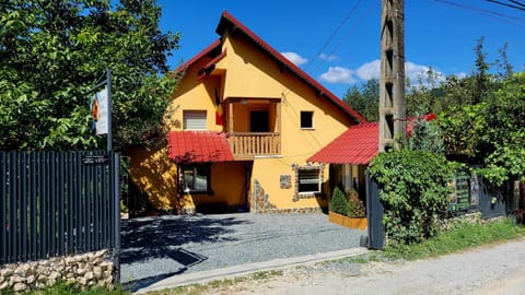 Casablanca House in Brașov County