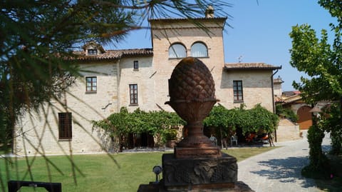 Facade/entrance, Street view