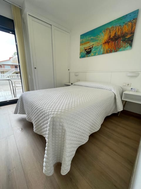 Hostal Montevideo beachfront Bed and Breakfast in Viana do Castelo District, Portugal