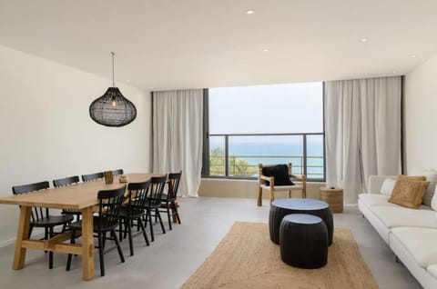 Living room, Sea view