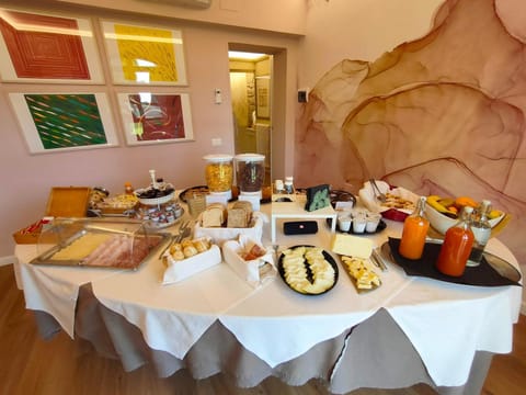 Food and drinks, Food, Breakfast, Continental breakfast, Buffet breakfast, Italian breakfast