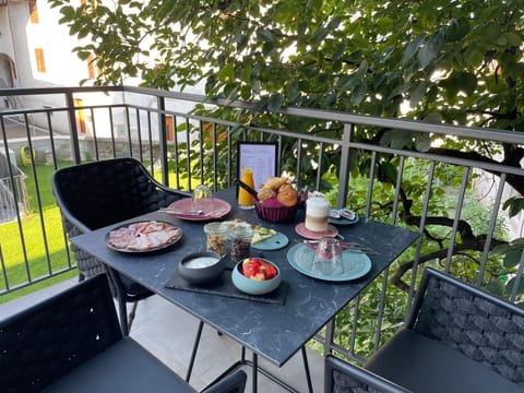 Balcony/Terrace, Breakfast