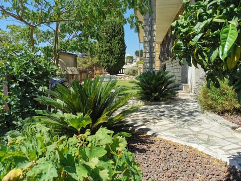 Le coteau fleuri Villa in Carnoux-en-Provence