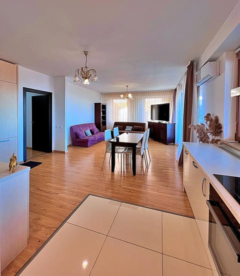 #3 CoroNi Seasons Apart Apartment in Brasov