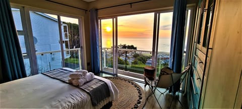 African Sunsets Camps Bay Villa in Camps Bay