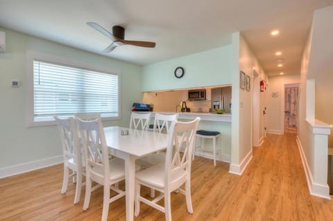 Surfrider II House in Oak Island