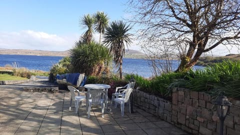 Lakeshore House House in County Mayo