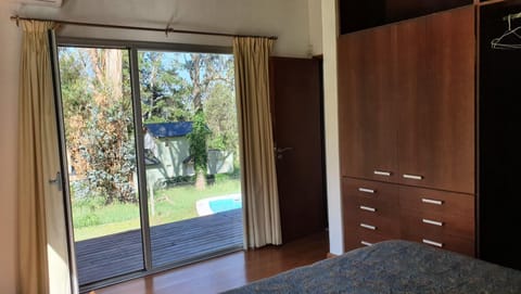 Garden view, wardrobe