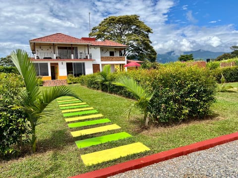 Casa Campestre Denis House in Cundinamarca, Colombia