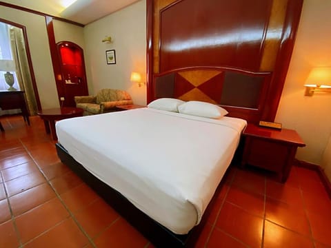 Ponderosa Golf & Country Resort Hotel in Johor Bahru