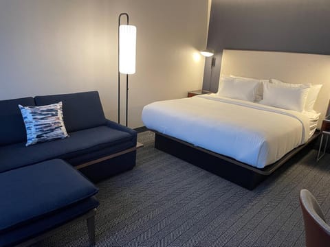Courtyard by Marriott Montreal Midtown Hotel in Côte Saint-Luc