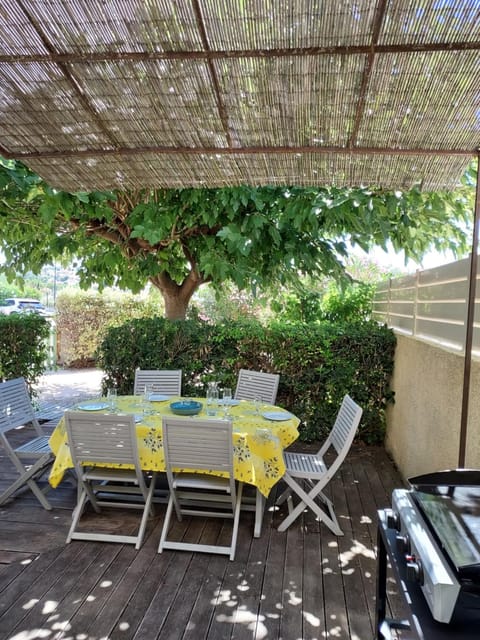 Charmante maison Leucate avec garage, accès direct à la plage House in Leucate