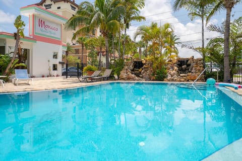 Monaco Vacation Rentals Condominio in Clearwater Beach