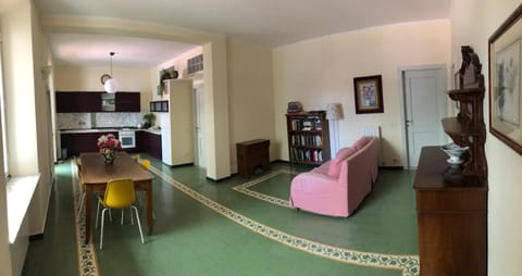 “Casa Annarosa” ampio appartamento nel cuore di Piombino Apartment in Piombino