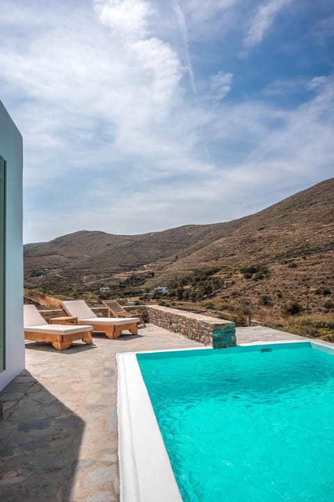 Epithea Suites Kythnos 1 με ιδιωτική πισίνα House in Kea-Kythnos