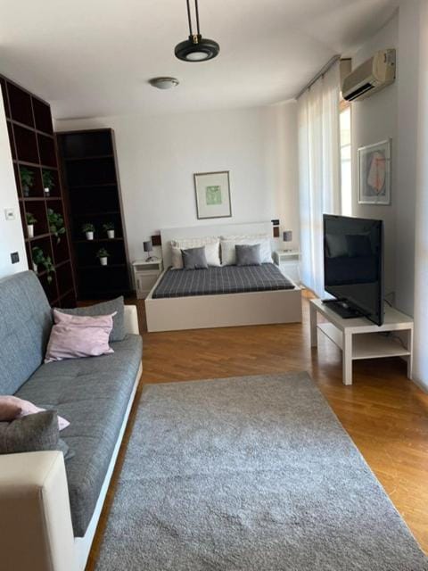 BedandBreakfast Eni Torri Lombarde San Donato BBqueen Pensão in San Donato Milanese