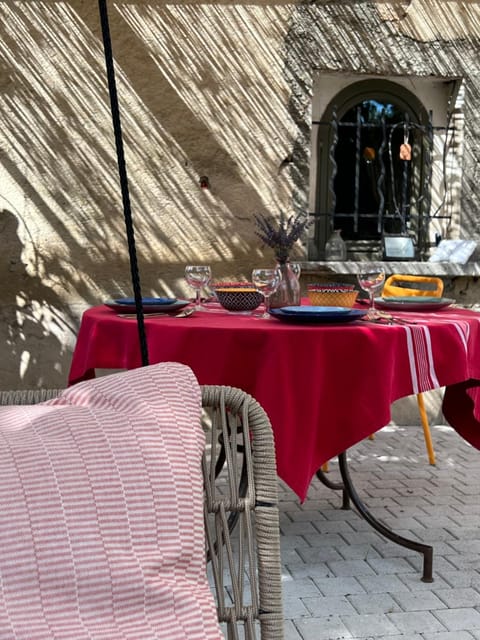 La tour de guet Maison atypique House in Castellane