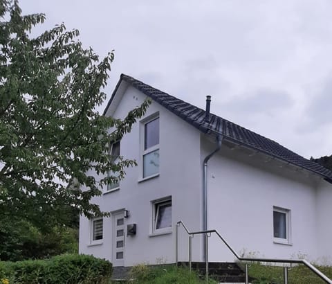 Ferienhaus - a69682 Maison in Heimbach