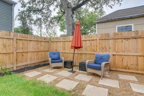 Galveston Home with Patio - 4 Blocks to Beach! House in Galveston Island