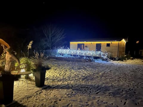 Tiny beach house heated and airconditioned Chalet in Swinoujscie