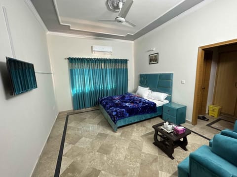 Royal Blue Inn Guest House Bed and breakfast in Islamabad