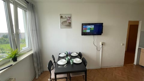 TV and multimedia, Dining area