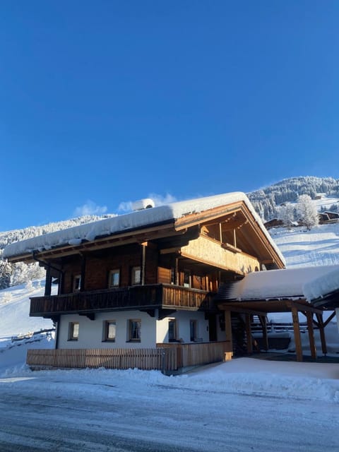 Ferienwohnung Kast'l Apartment in Alpbach