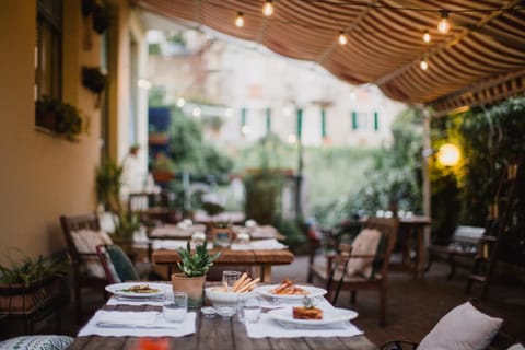 Food and drinks