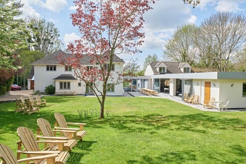 Cheltenham's Most Luxurious House House in Cheltenham