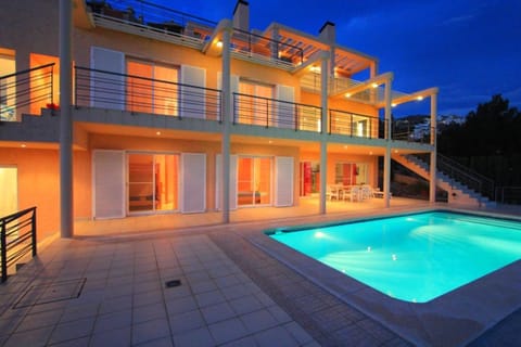 Seaview 6br villa with private pool Villa in Marina Baixa