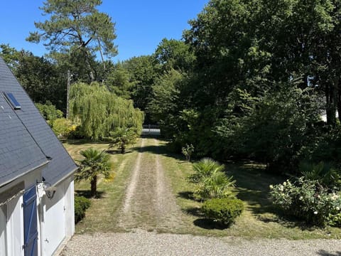 Grande maison familiale à 800m de la plage de Kermor avec jardin - FR-1-481-122 House in Combrit