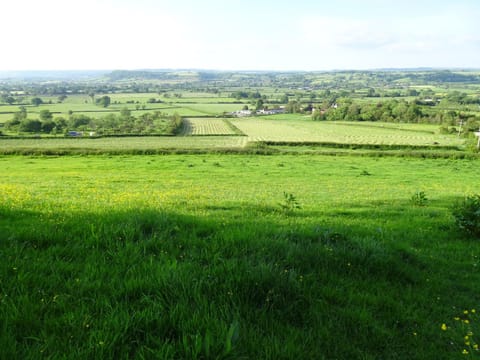 The Lazy Shepherd Farm Stay in Mendip District