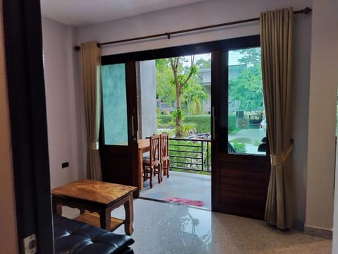 The Zohan Resort & Travel Agency Apartment hotel in Ko Pha-ngan Sub-district