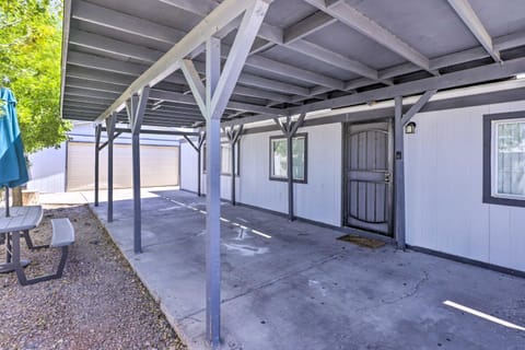 Updated Escape with Game Room 1 Block to River! Haus in Bullhead City