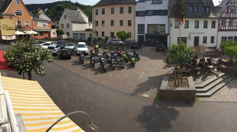 Pension "Am Markt" Bed and Breakfast in Cochem-Zell